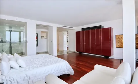 1000 Island Boulevard Aventura FL 33160
