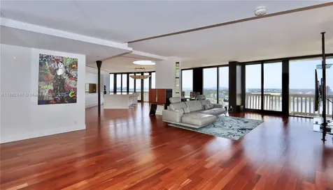 1000 Island Boulevard Aventura FL 33160