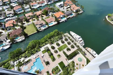 1000 Island Boulevard Aventura FL 33160