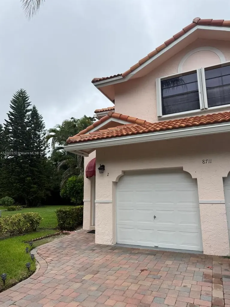 8711 Via Giula Boca Raton FL 33496