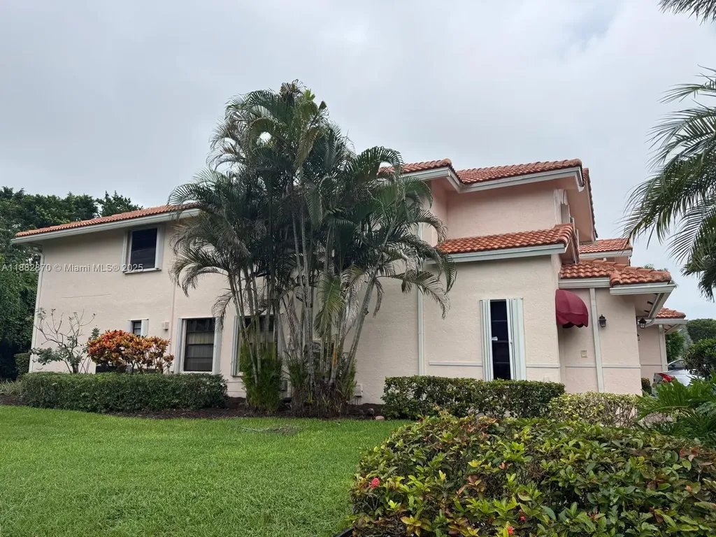 8711 Via Giula Boca Raton FL 33496