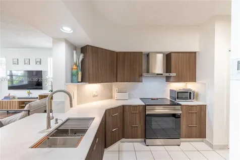 3255 NE 184th Street Aventura FL 33160
