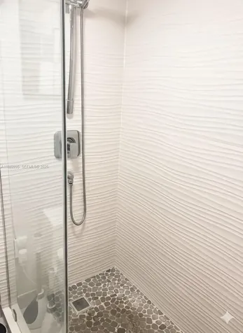 5700 Collins Avenue Miami Beach FL 33140