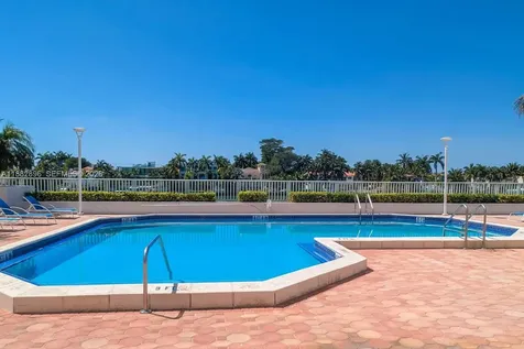 5700 Collins Avenue Miami Beach FL 33140
