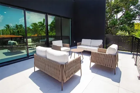 420 SW 15th Road Miami FL 33129