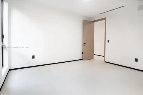 420 SW 15th Road Miami FL 33129
