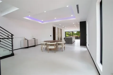 420 SW 15th Road Miami FL 33129