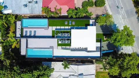 420 SW 15th Road Miami FL 33129
