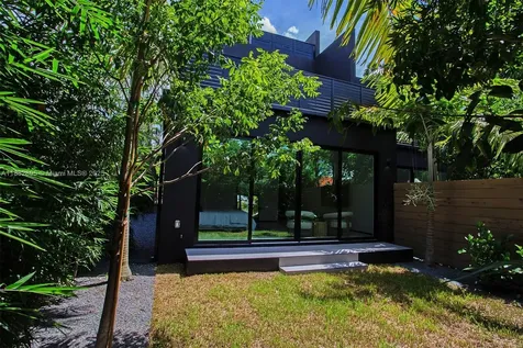 420 SW 15th Road Miami FL 33129