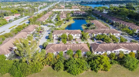 6973 Broadland Way Coconut Creek FL 33073