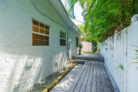 350 190th Street Sunny Isles Beach FL 33160