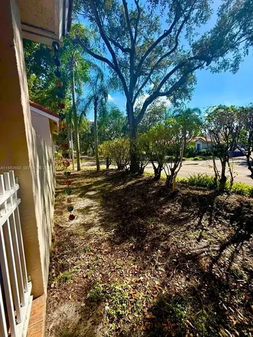 1321 N Seagrape Circle Weston FL 33326