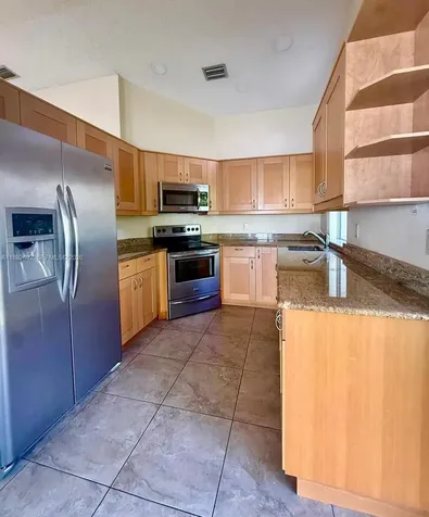 1321 N Seagrape Circle Weston FL 33326