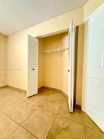 1321 N Seagrape Circle Weston FL 33326