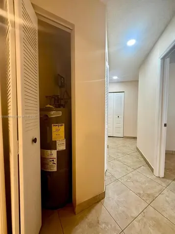 1321 N Seagrape Circle Weston FL 33326
