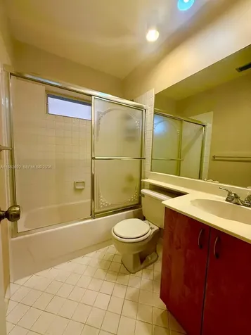1321 N Seagrape Circle Weston FL 33326