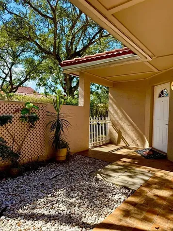 1321 N Seagrape Circle Weston FL 33326
