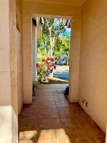 1321 N Seagrape Circle Weston FL 33326