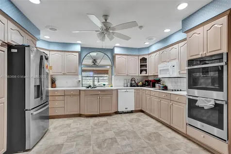 1021 Grandview Boulevard Fort Pierce FL 34982