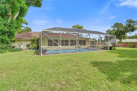 1021 Grandview Boulevard Fort Pierce FL 34982