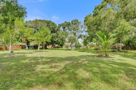 1021 Grandview Boulevard Fort Pierce FL 34982