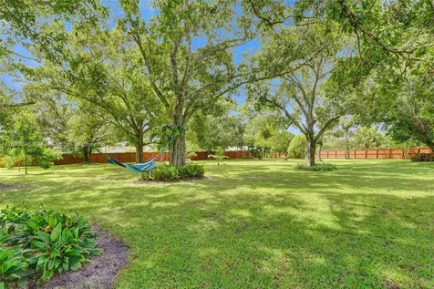 1021 Grandview Boulevard Fort Pierce FL 34982