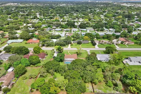 1021 Grandview Boulevard Fort Pierce FL 34982