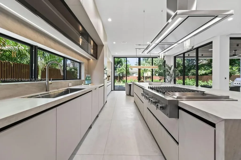 1132 SE 6th Terrace Fort Lauderdale FL 33316