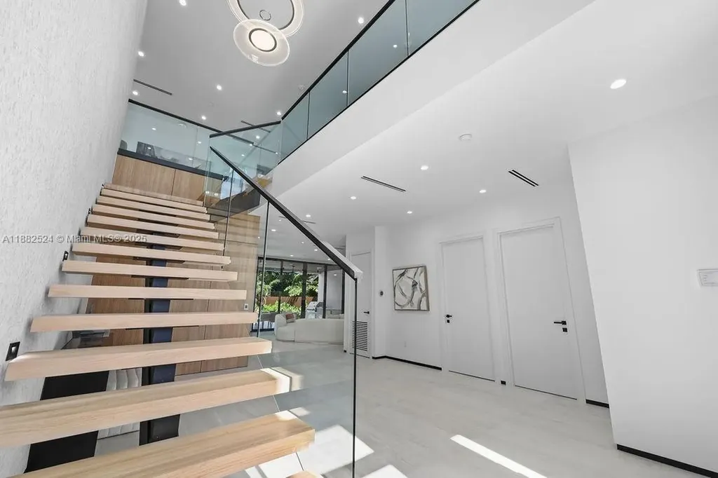 1132 SE 6th Terrace Fort Lauderdale FL 33316