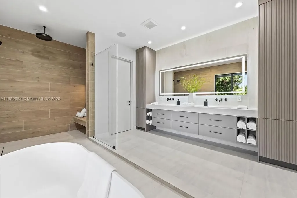 1132 SE 6th Terrace Fort Lauderdale FL 33316