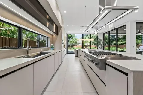 1132 SE 6th Terrace Fort Lauderdale FL 33316