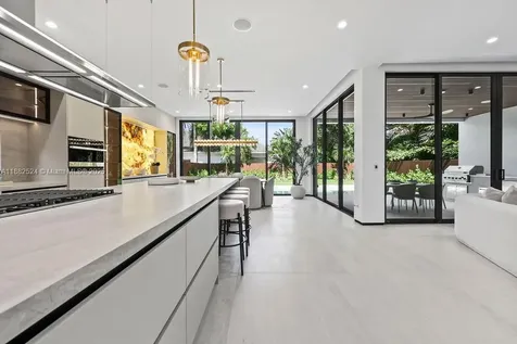 1132 SE 6th Terrace Fort Lauderdale FL 33316