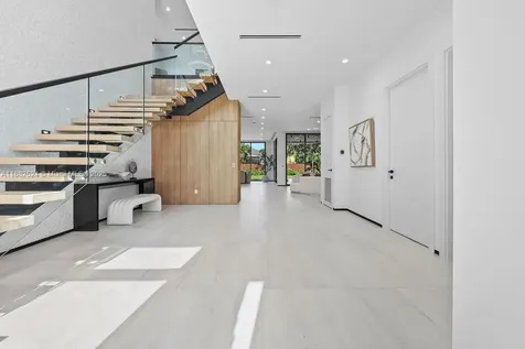 1132 SE 6th Terrace Fort Lauderdale FL 33316