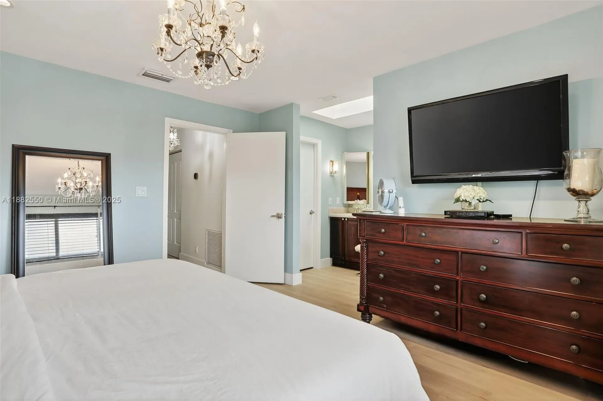 633 NE 9th Avenue Fort Lauderdale FL 33304