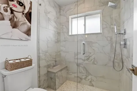 633 NE 9th Avenue Fort Lauderdale FL 33304