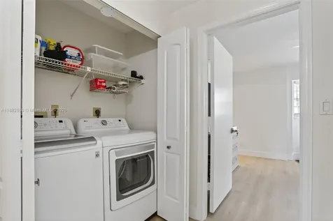 633 NE 9th Avenue Fort Lauderdale FL 33304