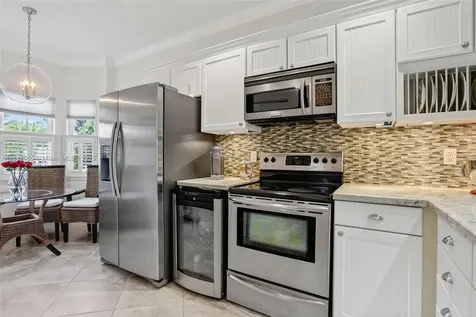 633 NE 9th Avenue Fort Lauderdale FL 33304