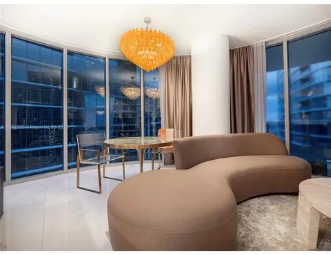 200 Biscayne Boulevard Way Miami FL 33131