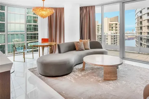200 Biscayne Boulevard Way Miami FL 33131