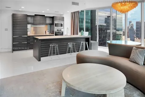200 Biscayne Boulevard Way Miami FL 33131