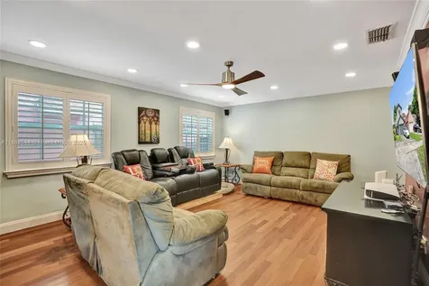 7859 NW 50th Street Lauderhill FL 33351