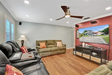 7859 NW 50th Street Lauderhill FL 33351