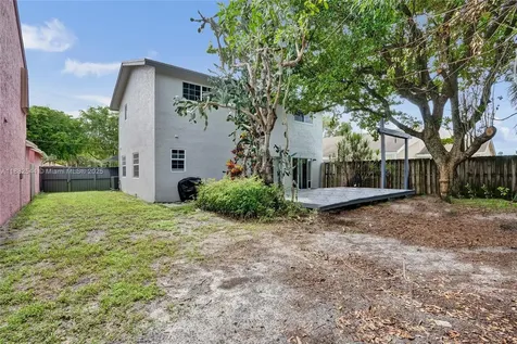 7859 NW 50th Street Lauderhill FL 33351