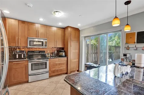7859 NW 50th Street Lauderhill FL 33351