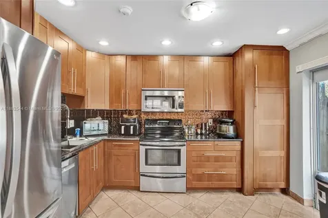 7859 NW 50th Street Lauderhill FL 33351