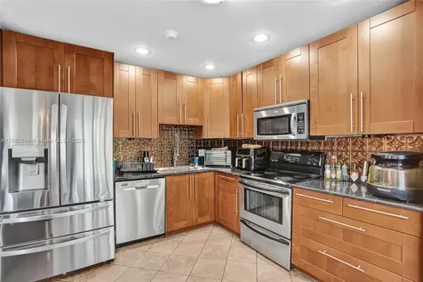 7859 NW 50th Street Lauderhill FL 33351