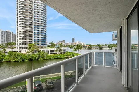 20515 E Country Club Drive Aventura FL 33180