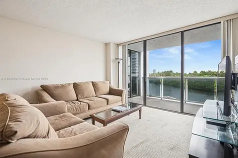 20515 E Country Club Drive Aventura FL 33180