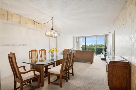 20515 E Country Club Drive Aventura FL 33180