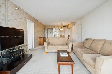 20515 E Country Club Drive Aventura FL 33180